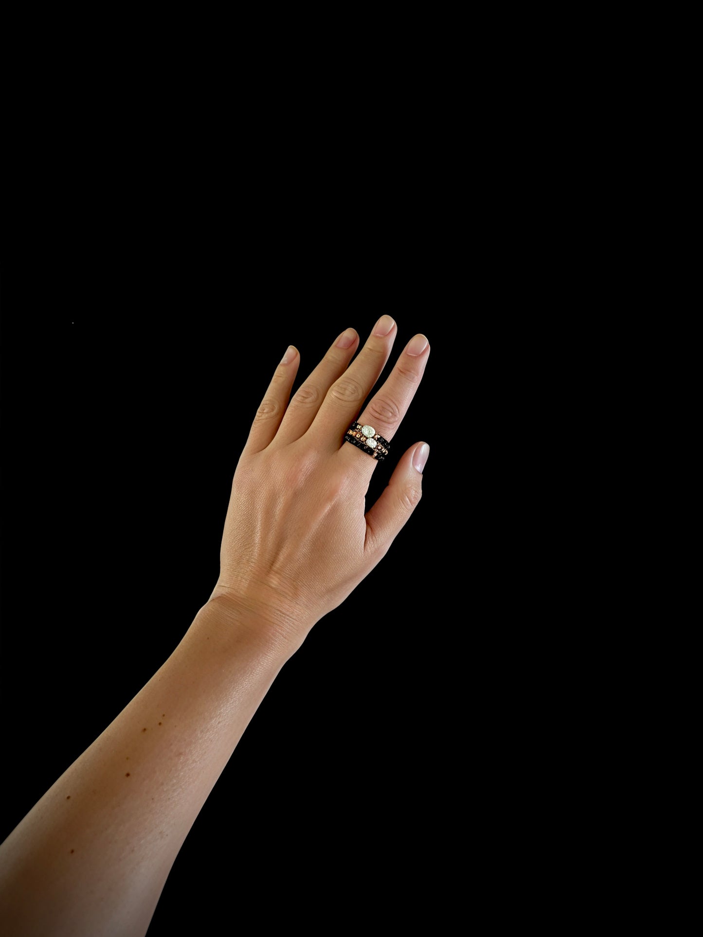 Noir Embrace Ring